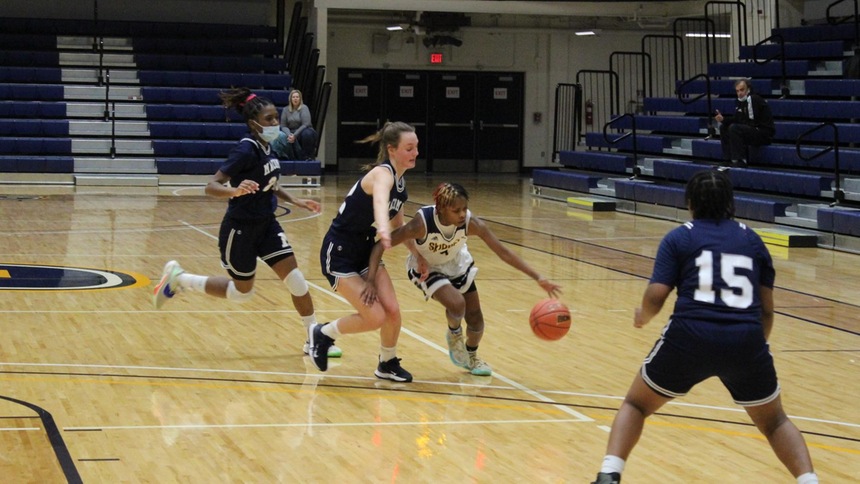 Wbb vs. Macomb