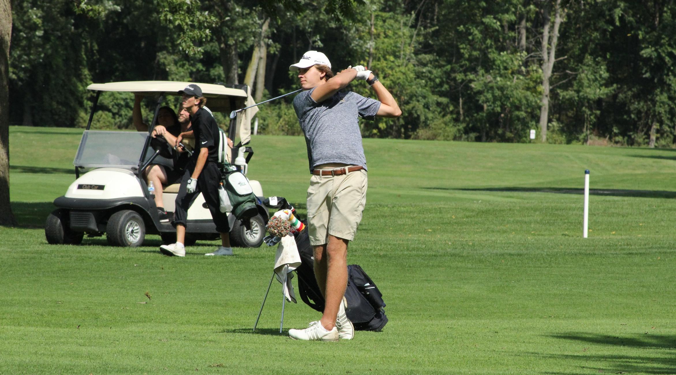 Sc4 golfer on the golf course