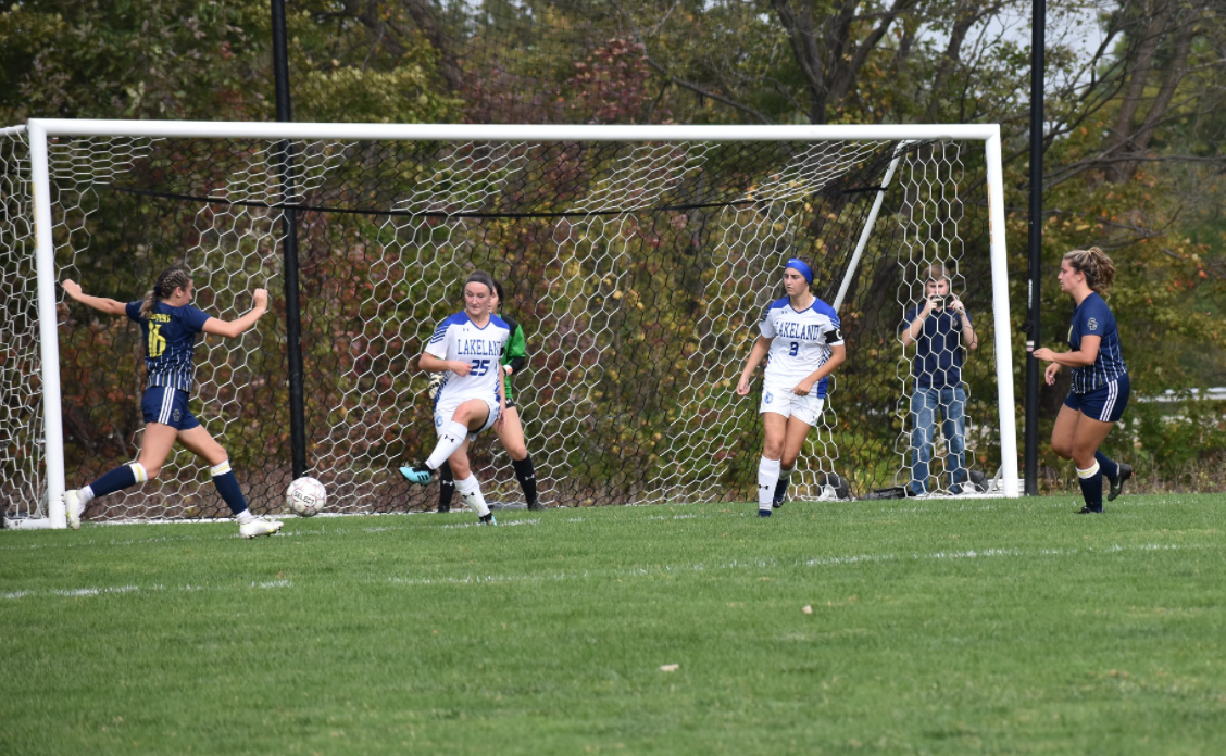 SC4 women's soccer player #16